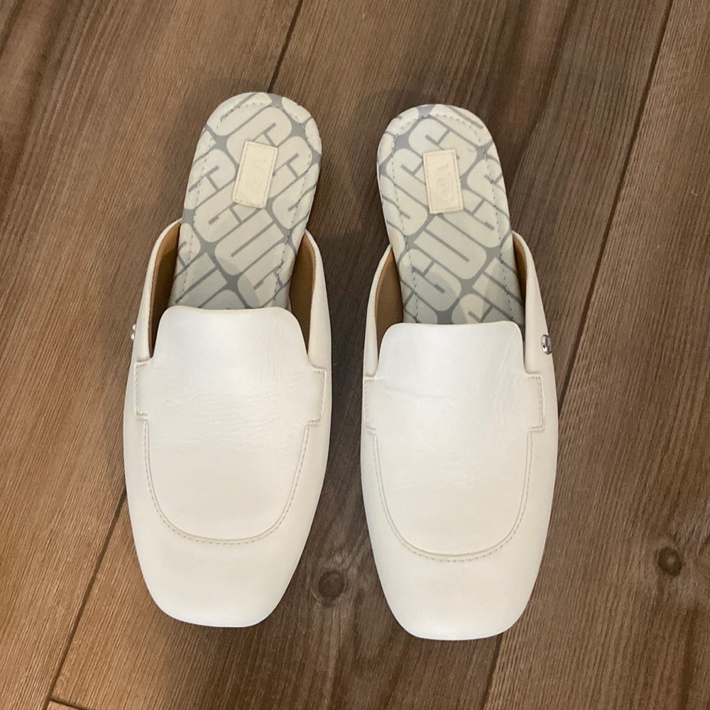 UGG white flat Mule shoes size 6